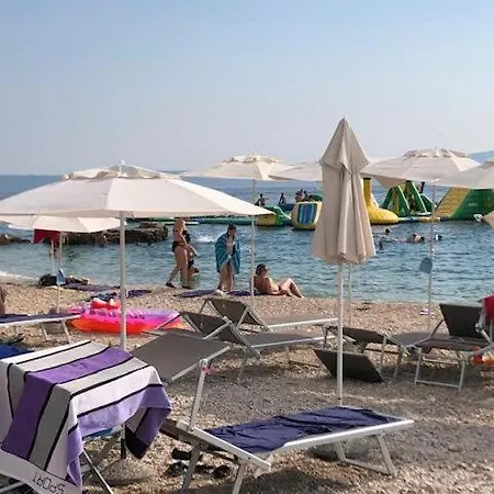 アパート Mozart 4*