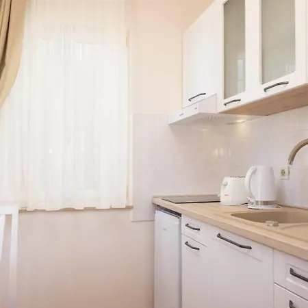 Apartament Mozart Podgora (Split-Dalmatia)